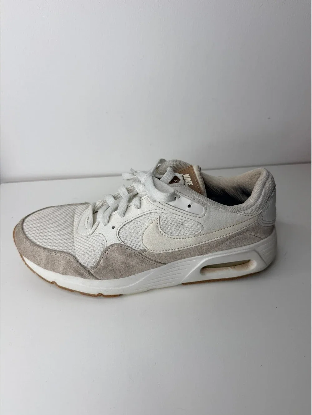 Nike Air Max SC sneakers in white and tan women's size 8.5